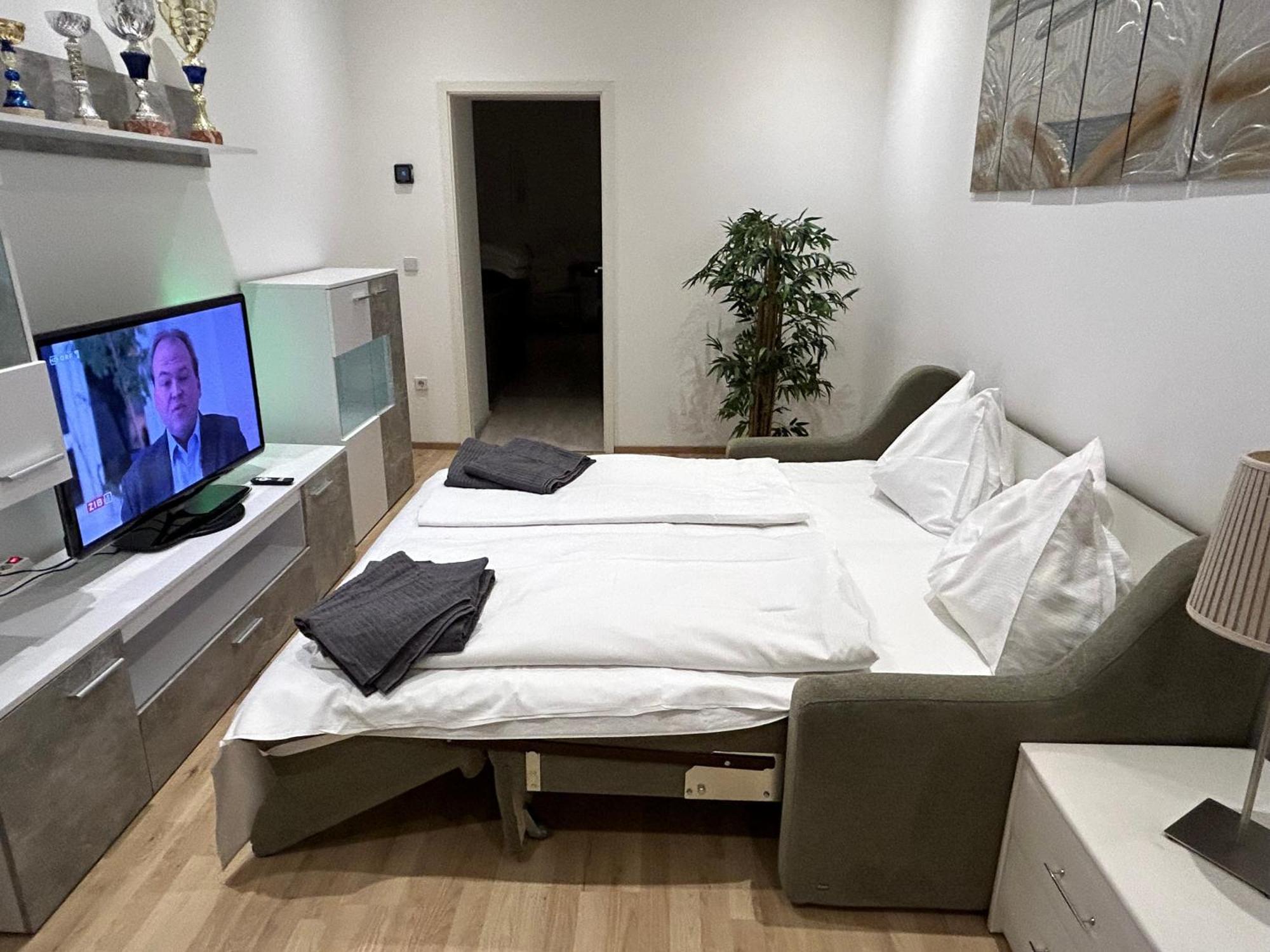 Schoene, Helle Wohnung In Stadtnaehe เวียนนา ภายนอก รูปภาพ