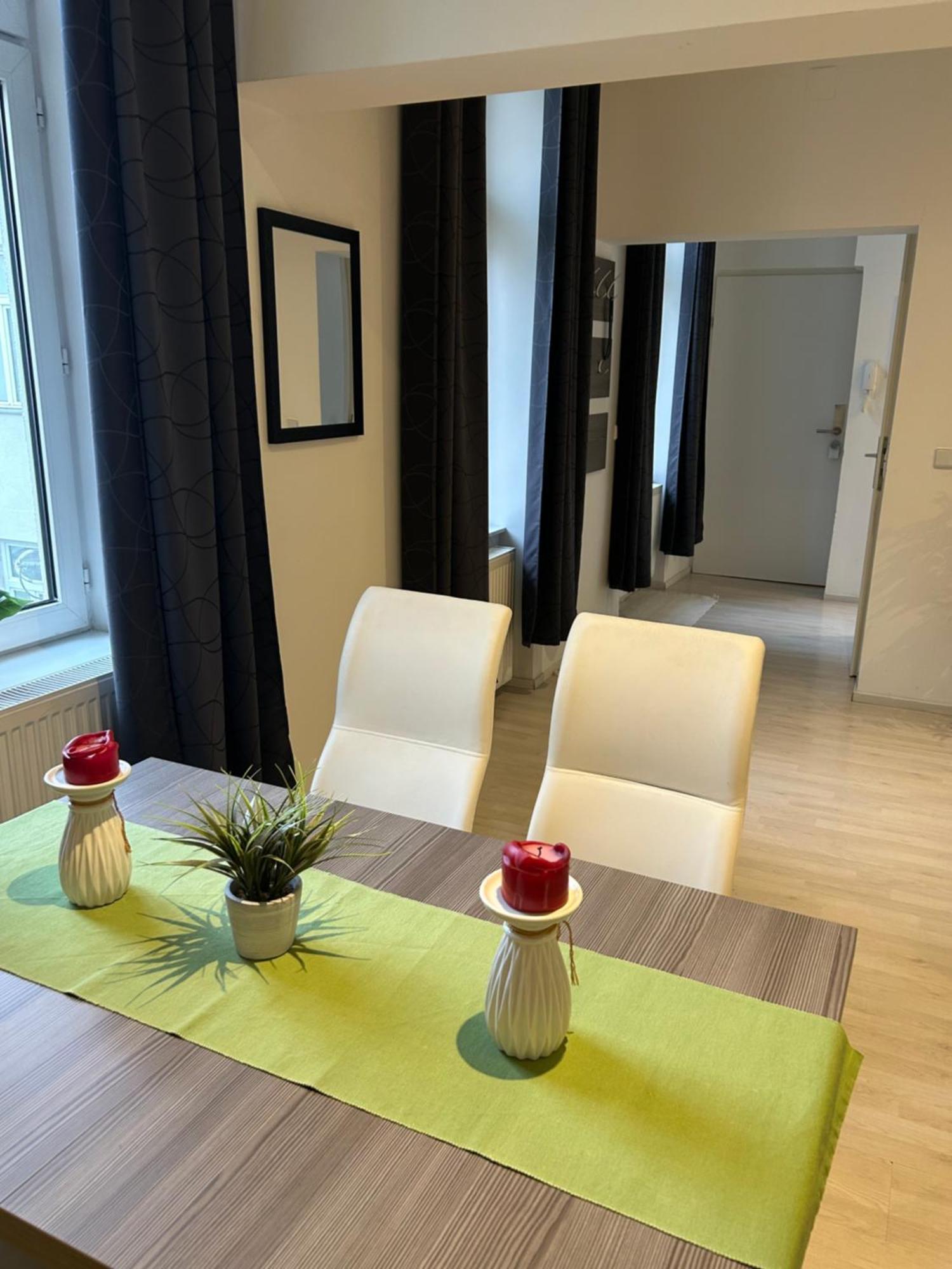 Schoene, Helle Wohnung In Stadtnaehe เวียนนา ภายนอก รูปภาพ