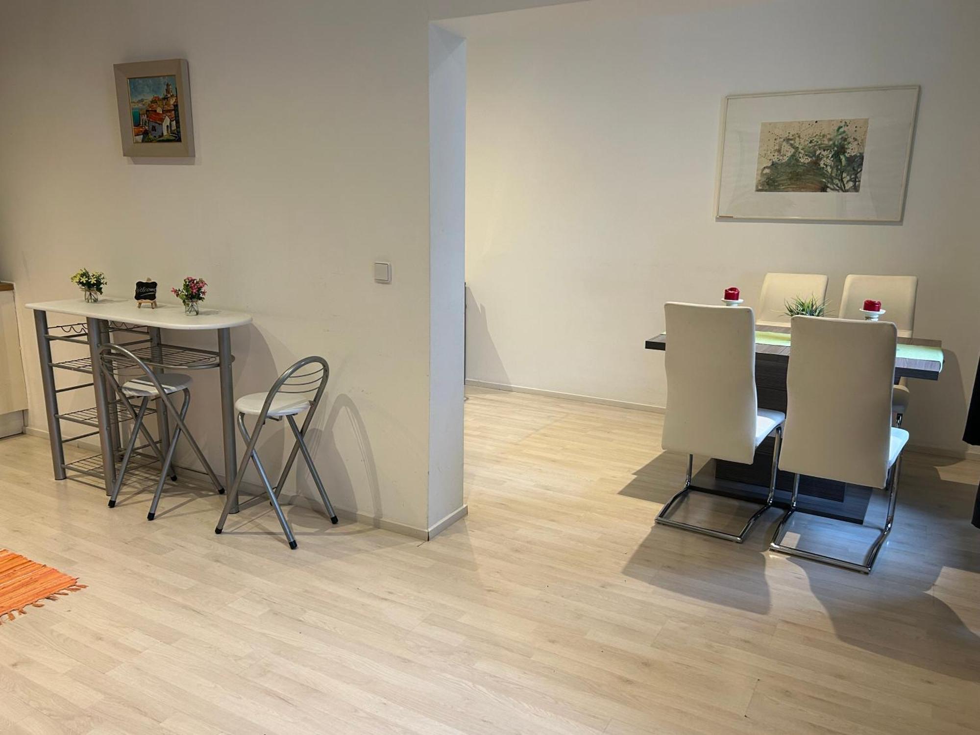 Schoene, Helle Wohnung In Stadtnaehe เวียนนา ภายนอก รูปภาพ